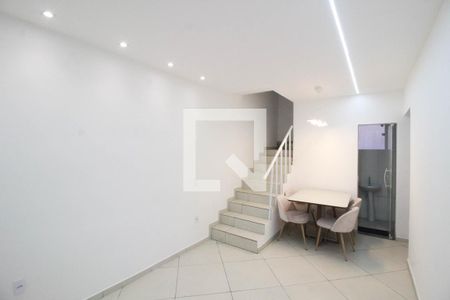 Sala de casa para alugar com 2 quartos, 84m² em Santo Elias, Mesquita