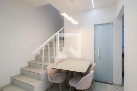 Sala de casa para alugar com 2 quartos, 84m² em Santo Elias, Mesquita