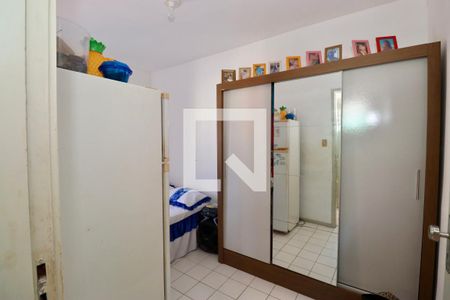 Quarto 1  de apartamento para alugar com 2 quartos, 44m² em Jardim das Margaridas, Salvador
