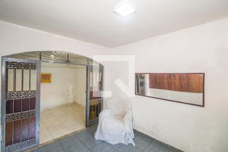 Sala de casa à venda com 4 quartos, 200m² em Realengo, Rio de Janeiro