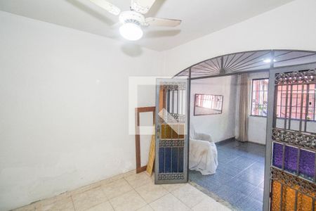 Sala 2 de casa à venda com 4 quartos, 200m² em Realengo, Rio de Janeiro