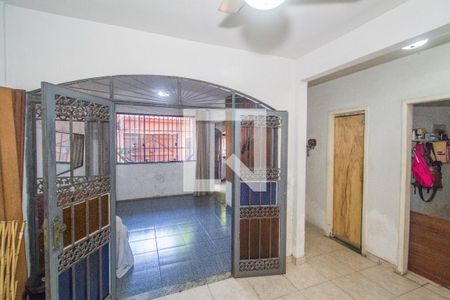 Sala 2 de casa à venda com 4 quartos, 200m² em Realengo, Rio de Janeiro