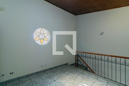 Sala Superior de casa para alugar com 4 quartos, 270m² em Vila Galvão, Guarulhos