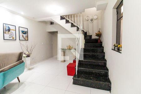 Sala de casa à venda com 3 quartos, 300m² em Cidade Líder, São Paulo