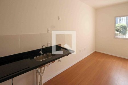 Kitnet/Studio para alugar com 1 quarto, 18m² em Itaquera, São Paulo