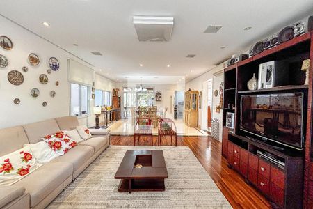 Casa à venda com 3 quartos, 366m² em Sumaré, São Paulo
