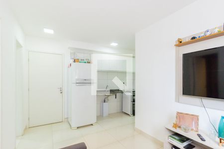 Sala de apartamento para alugar com 2 quartos, 34m² em Jardim Bandeirantes, São Paulo