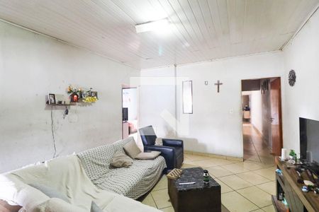 Casa à venda com 3 quartos, 200m² em Jardim Modelo, São Paulo