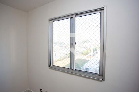 Quarto 2 de apartamento para alugar com 2 quartos, 44m² em Canhema, Diadema