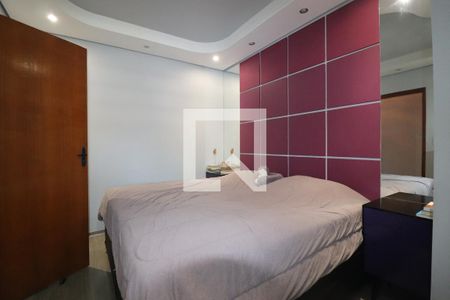 Quarto 1 suíte de casa à venda com 2 quartos, 95m² em Vila Luzita, Santo André