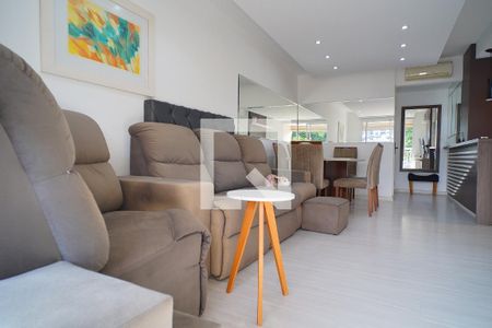 Sala  de apartamento à venda com 2 quartos, 75m² em Jardim Lindóia, Porto Alegre