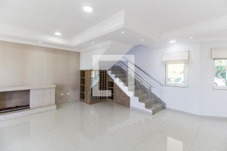 Sala  de casa de condomínio para alugar com 4 quartos, 415m² em Parque Sinai, Santana de Parnaíba