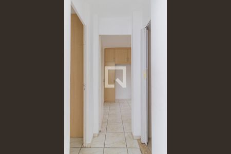 Corredor de apartamento à venda com 2 quartos, 50m² em Vila Mangalot, São Paulo