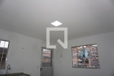 Cozinha de casa para alugar com 1 quarto, 29m² em Jardim Santo Eduardo, Embu das Artes