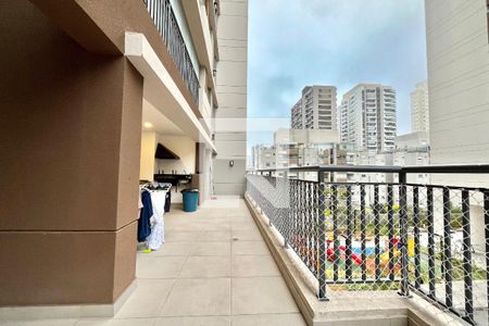 Varanda de apartamento à venda com 2 quartos, 100m² em Jardim Prudência, São Paulo