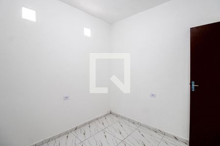 Quarto 1 de casa para alugar com 2 quartos, 100m² em Jardim Record, Taboão da Serra