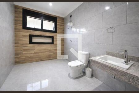 Casa à venda com 5 quartos, 310m² em  Alphaville, Santana de Parnaíba