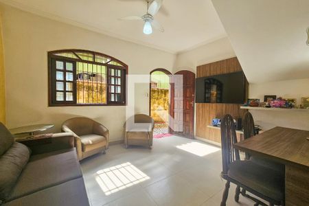 Casa para alugar com 2 quartos, 70m² em Vila Ligya, Guarujá