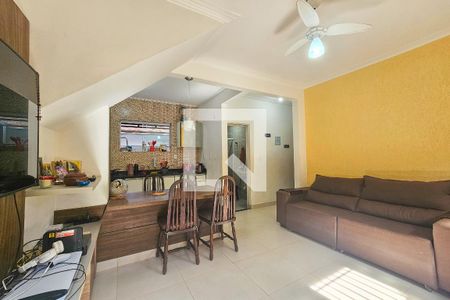 Casa para alugar com 2 quartos, 70m² em Vila Ligya, Guarujá