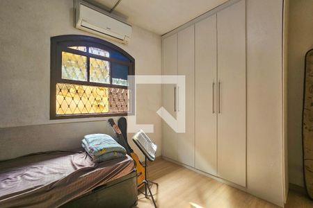 Casa para alugar com 2 quartos, 70m² em Vila Ligya, Guarujá