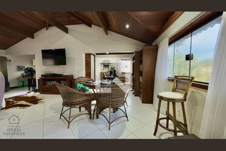 Casa para alugar com 6 quartos, 1250m² em Recreio dos Bandeirantes, Rio de Janeiro