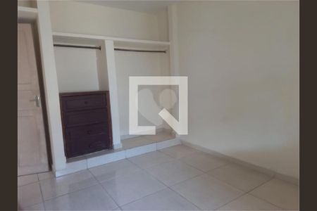 Casa à venda com 4 quartos, 200m² em Jardim Ana Lucia, São Paulo