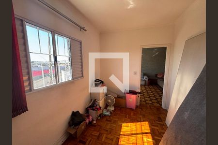 Quarto 1 de casa à venda com 6 quartos, 250m² em Jardim Eliane, São Paulo