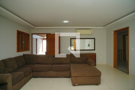 Sala de casa para alugar com 4 quartos, 438m² em Itaipuaçu, Maricá