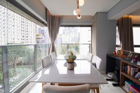 Apartamento à venda com 2 quartos, 71m² em Jardins, São Paulo