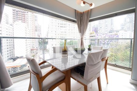 Apartamento à venda com 2 quartos, 71m² em Jardins, São Paulo