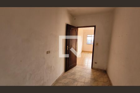Quarto de casa para alugar com 8 quartos, 315m² em Parque Recanto Monica, Itaquaquecetuba