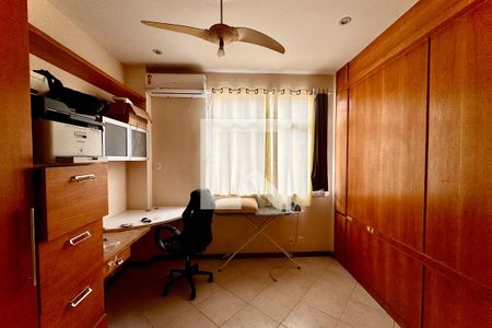 Escritório  de apartamento para alugar com 3 quartos, 145m² em Botafogo, Rio de Janeiro