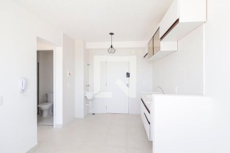 Sala/Cozinha de apartamento à venda com 2 quartos, 33m² em Fazenda Aricanduva, São Paulo