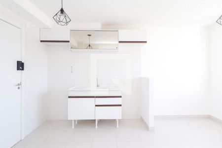 Sala/Cozinha de apartamento à venda com 2 quartos, 33m² em Fazenda Aricanduva, São Paulo