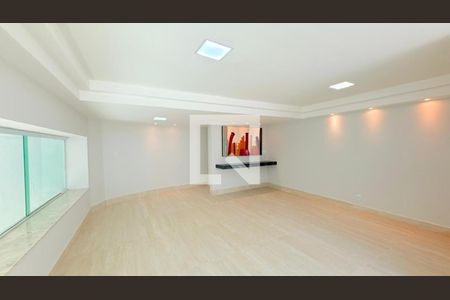 Casa à venda com 4 quartos, 810m² em Vila d’El Rey, Nova Lima