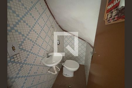 Banheiro de casa para alugar com 2 quartos, 150m² em Parque Edu Chaves, São Paulo