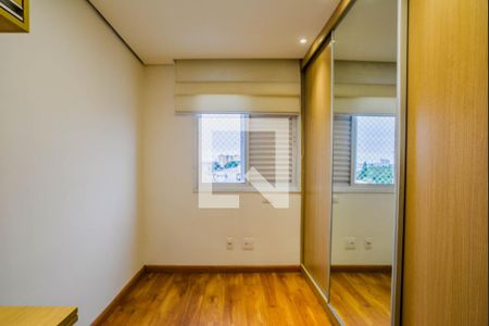 Quarto 2 de apartamento para alugar com 2 quartos, 49m² em Utinga, Santo André