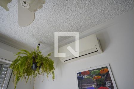 Apartamento à venda com 3 quartos, 76m² em Vila Nova, Porto Alegre