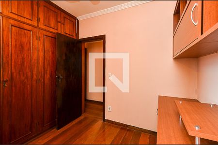 Quarto 1 de apartamento à venda com 3 quartos, 80m² em Sagrada Família, Belo Horizonte