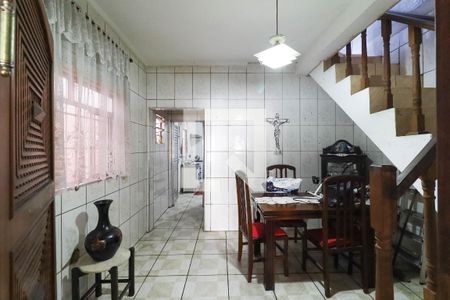Casa à venda com 4 quartos, 150m² em Parque Edu Chaves, São Paulo