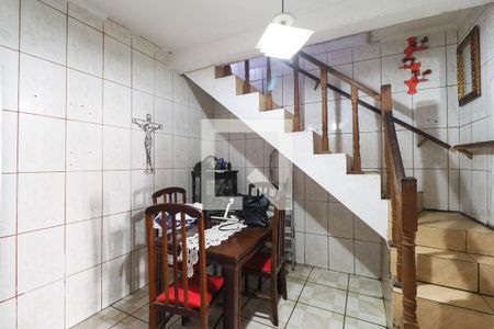Casa à venda com 4 quartos, 150m² em Parque Edu Chaves, São Paulo