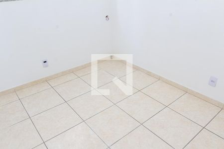 Quarto 1 de apartamento para alugar com 2 quartos, 44m² em Cosmos, Rio de Janeiro