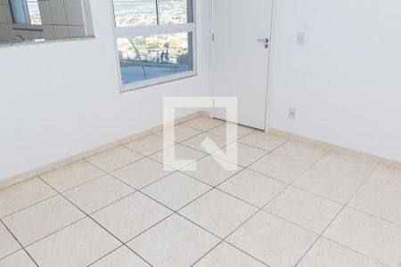 Sala de apartamento para alugar com 2 quartos, 44m² em Cosmos, Rio de Janeiro