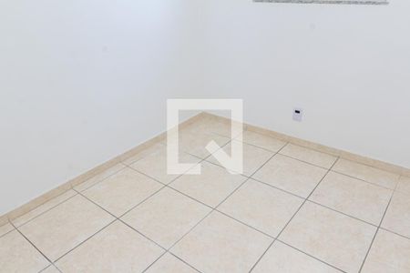 Quarto 1 de apartamento para alugar com 2 quartos, 44m² em Cosmos, Rio de Janeiro