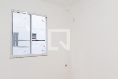 Quarto 1 de apartamento para alugar com 2 quartos, 44m² em Cosmos, Rio de Janeiro
