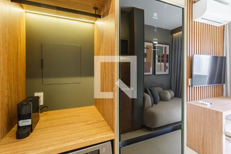 Sala/Cozinha de apartamento para alugar com 1 quarto, 25m² em Vila Nova Conceição, São Paulo