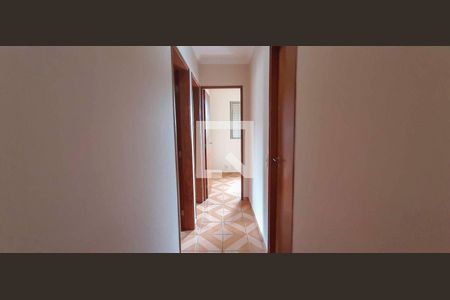 Corredor de apartamento para alugar com 3 quartos, 69m² em Vila Butantã, São Paulo