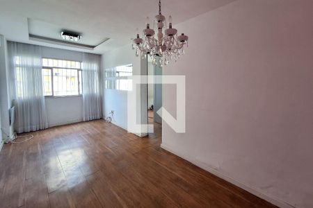 Sala de apartamento para alugar com 2 quartos, 70m² em Fátima, Niterói