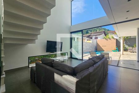 Casa de Condomínio para alugar com 4 quartos, 300m² em Bal Pernambuco, Guarujá