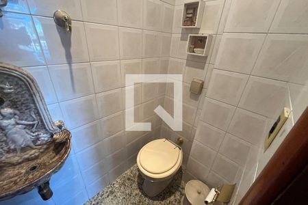 Banheiro 1 de apartamento à venda com 4 quartos, 185m² em Praia da Bandeira, Rio de Janeiro